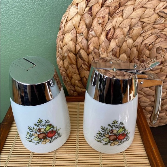 Vintage spice of life cream and sugar set - Picture 2 of 3